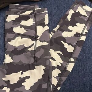 Lululemon Swift Speed High-Rise Crop Leggings Heritage 365 Camo Crispin Green
